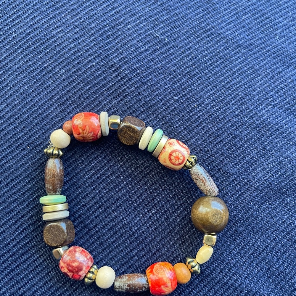 New Colourful Hand Made  Beaded Stretch Bracelet